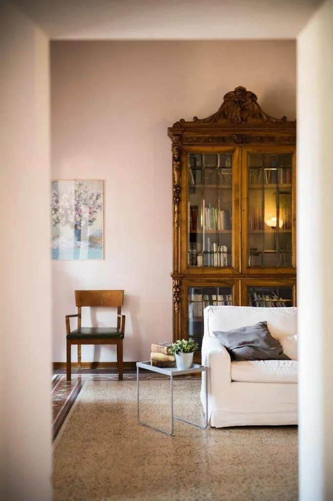 Apartment Cambioni Rooms Prato  Italien